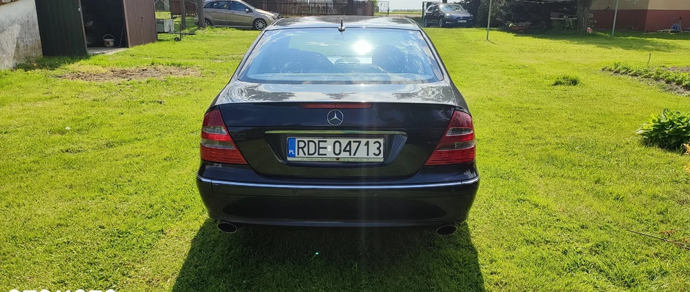 Mercedes-Benz Klasa E cena 23500 przebieg: 451813, rok produkcji 2005 z Dębica małe 37